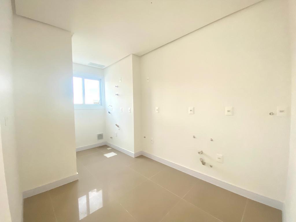 Apartamento 3 Dormitórios