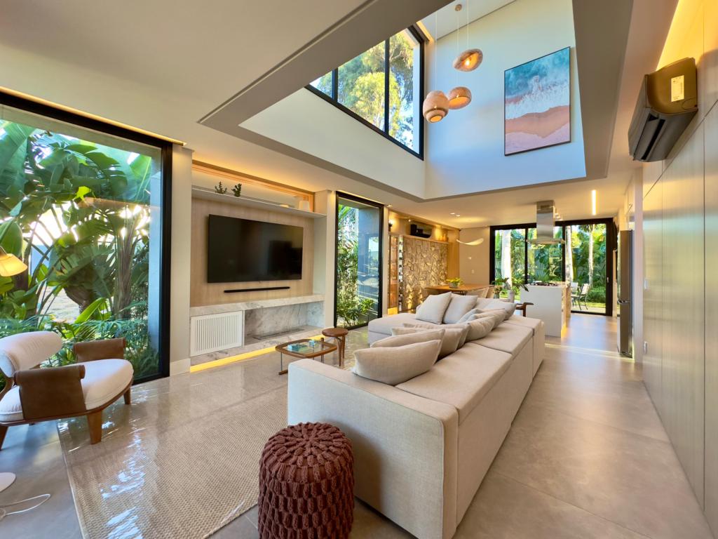 Casa em Condominio 3 Dormitórios