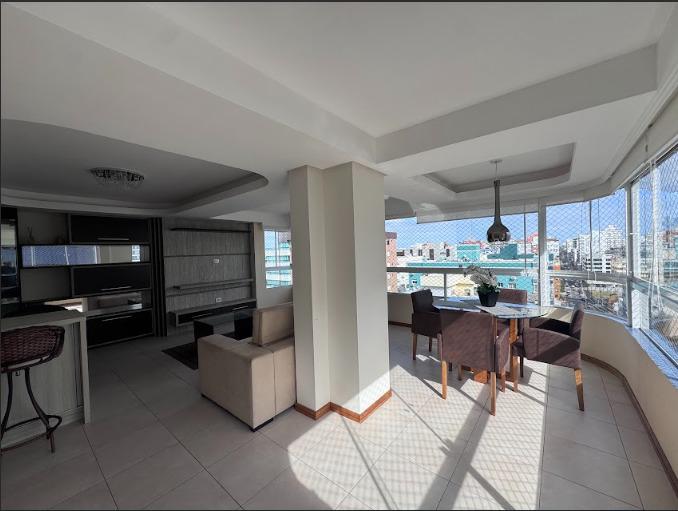 Apartamento 3 Dormitórios