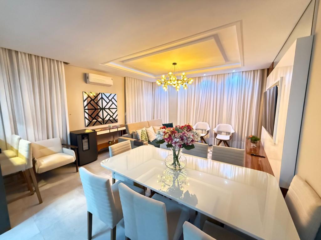 Apartamento 3 Dormitórios