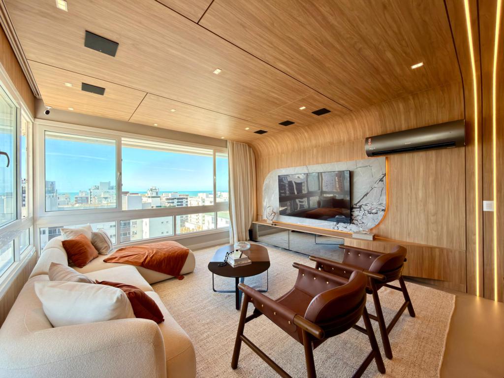 Apartamento 3 Dormitórios