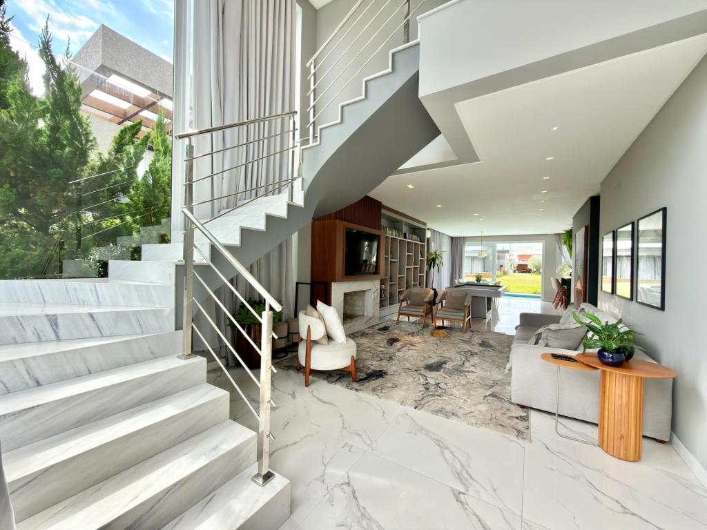 Sobrado 5 Dormitórios