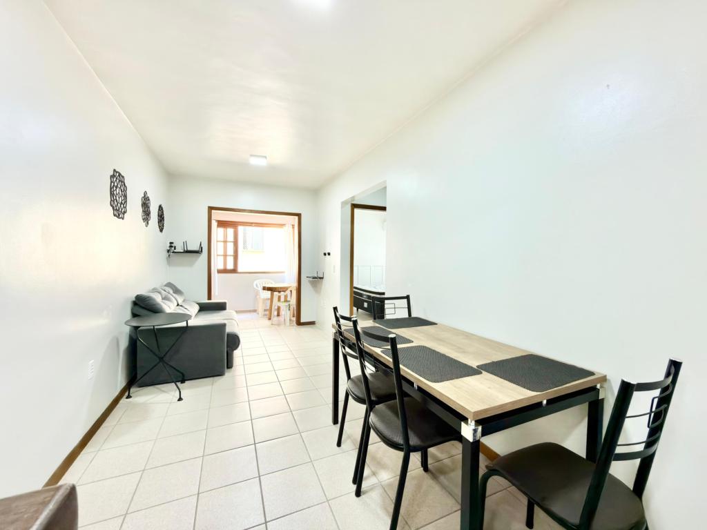 Apartamento 2Dórmitórios dependência