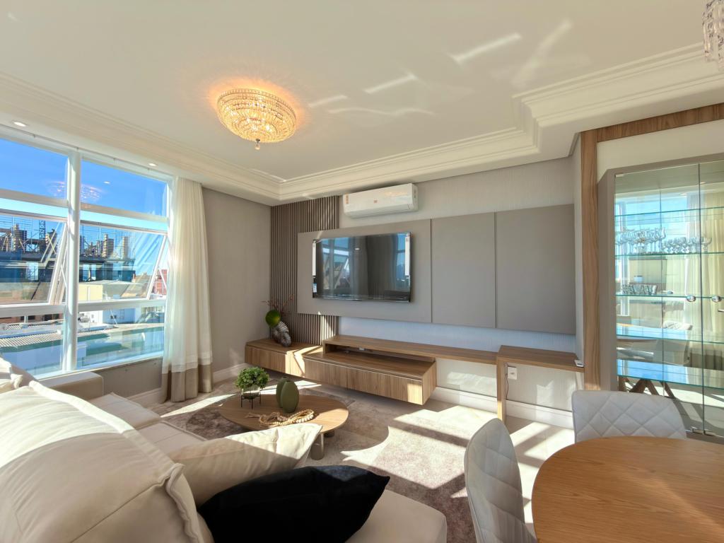 Apartamento 3 Dormitórios