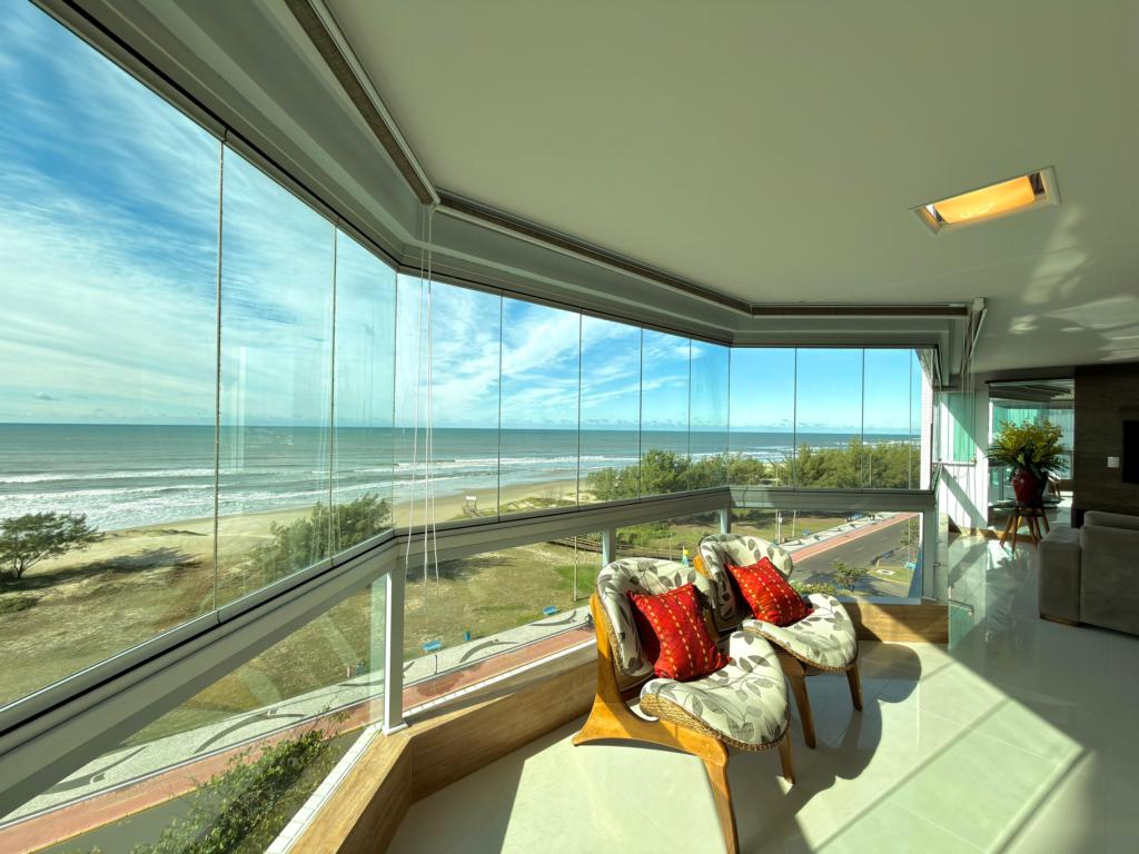 Apartamento 4 Dormitórios