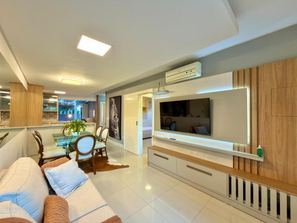 Casa em Condominio 3 Dormitórios