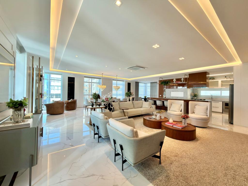 Apartamento 4 Dormitórios