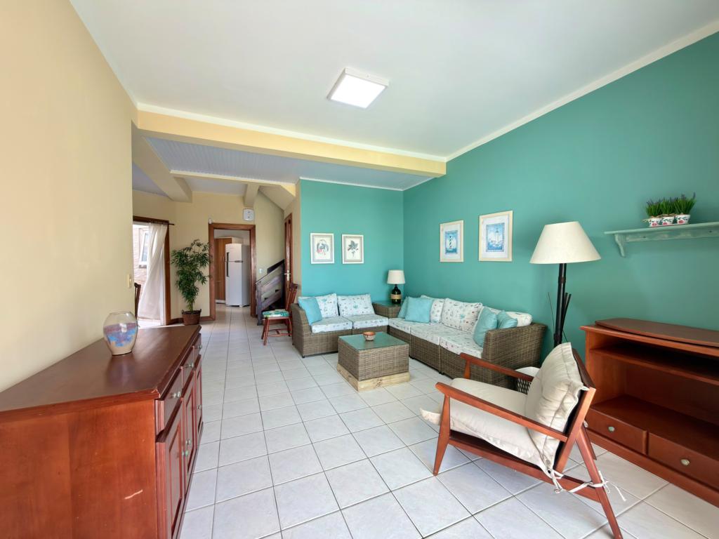 Casa 2 Dormitórios