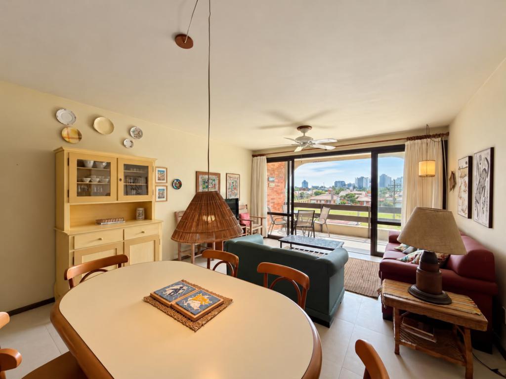 Apartamento 2 Dormitórios