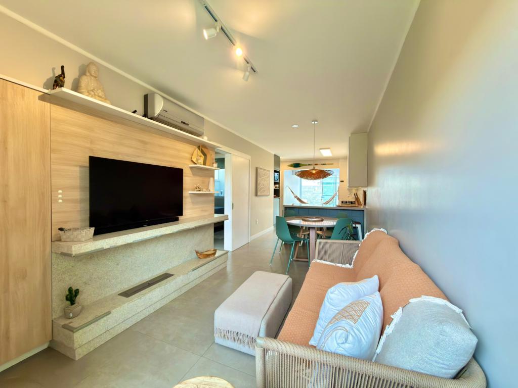 Casa em Condominio 3 Dormitórios