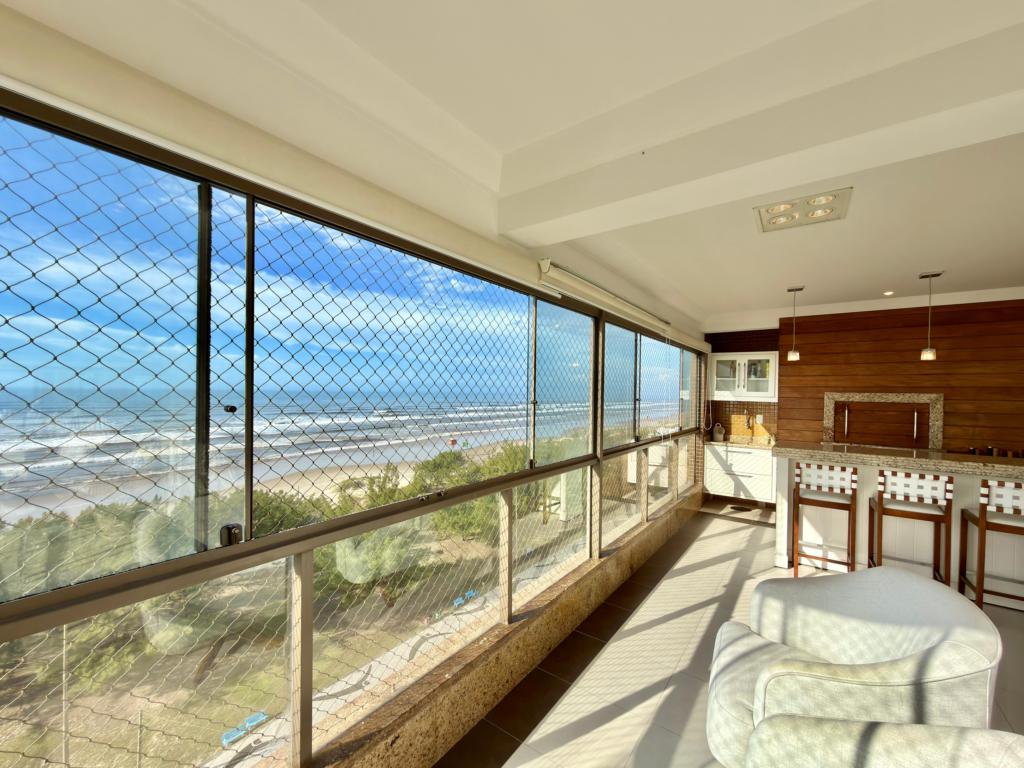 Apartamento 4 Dormitórios