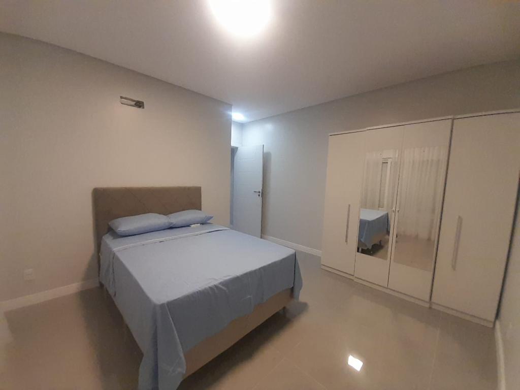 Casa em Condominio 3 Dormitórios